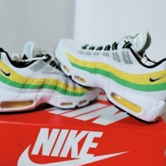 Nike Air Max 95 Essential Running Shoes Size (Women 8.5 / Men 7 2yNew with box. - Picture 5 of 8